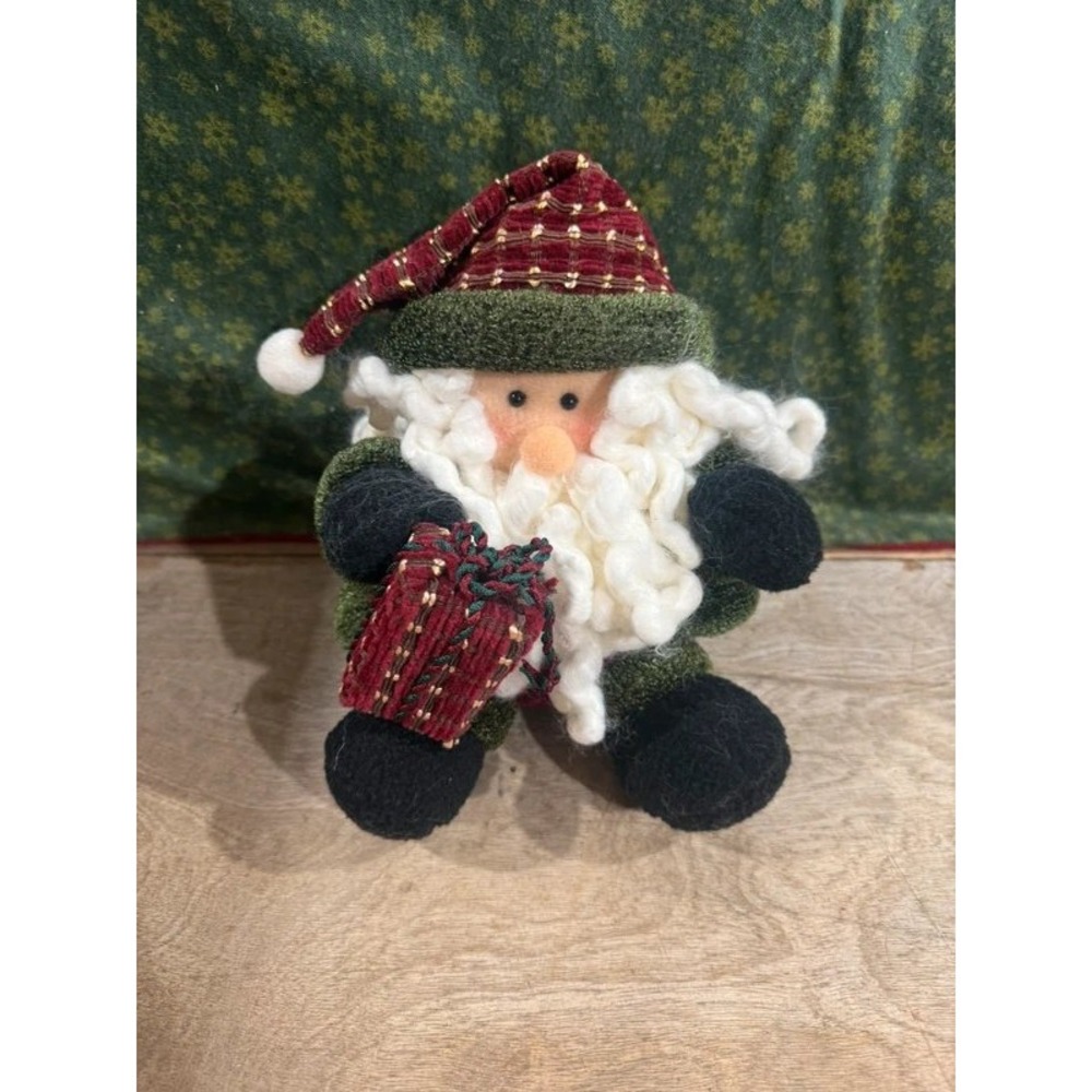Christmas Plush Sitting Santa Claus Shelf Sitter 7 Inch